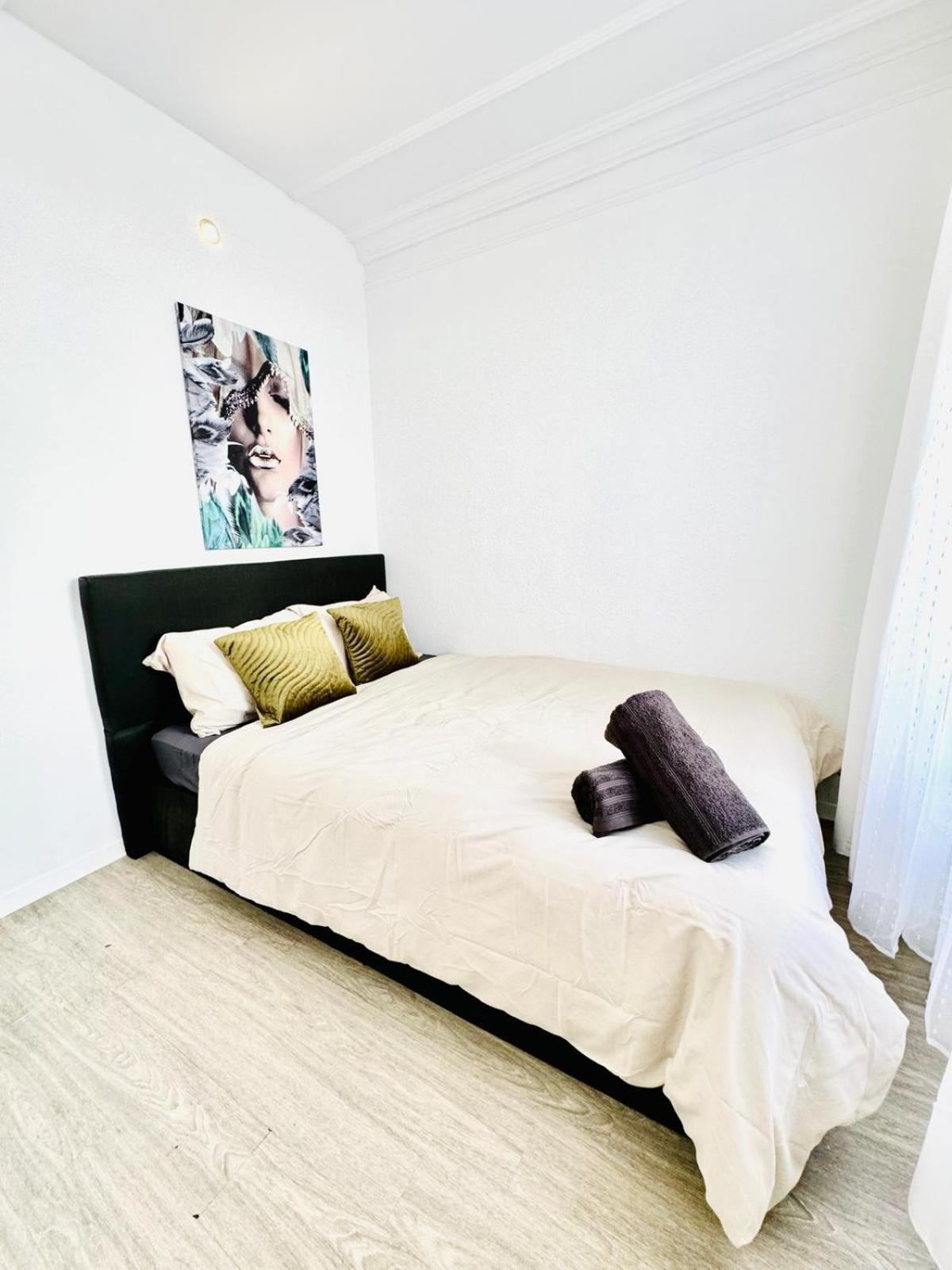 Affordable 4br Shared Apartment, 10 Min To Fac Platz Apartment Vienna