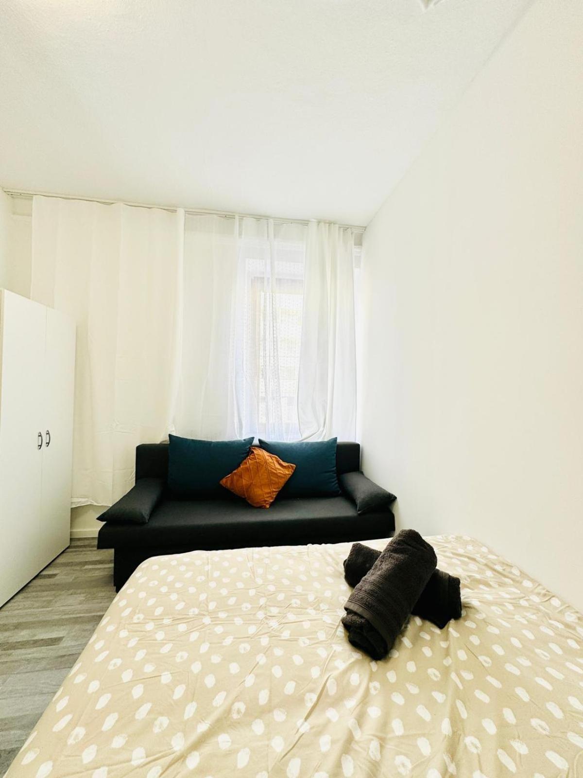 Affordable 4br Shared Apartment, 10 Min To Fac Platz Apartment Vienna
