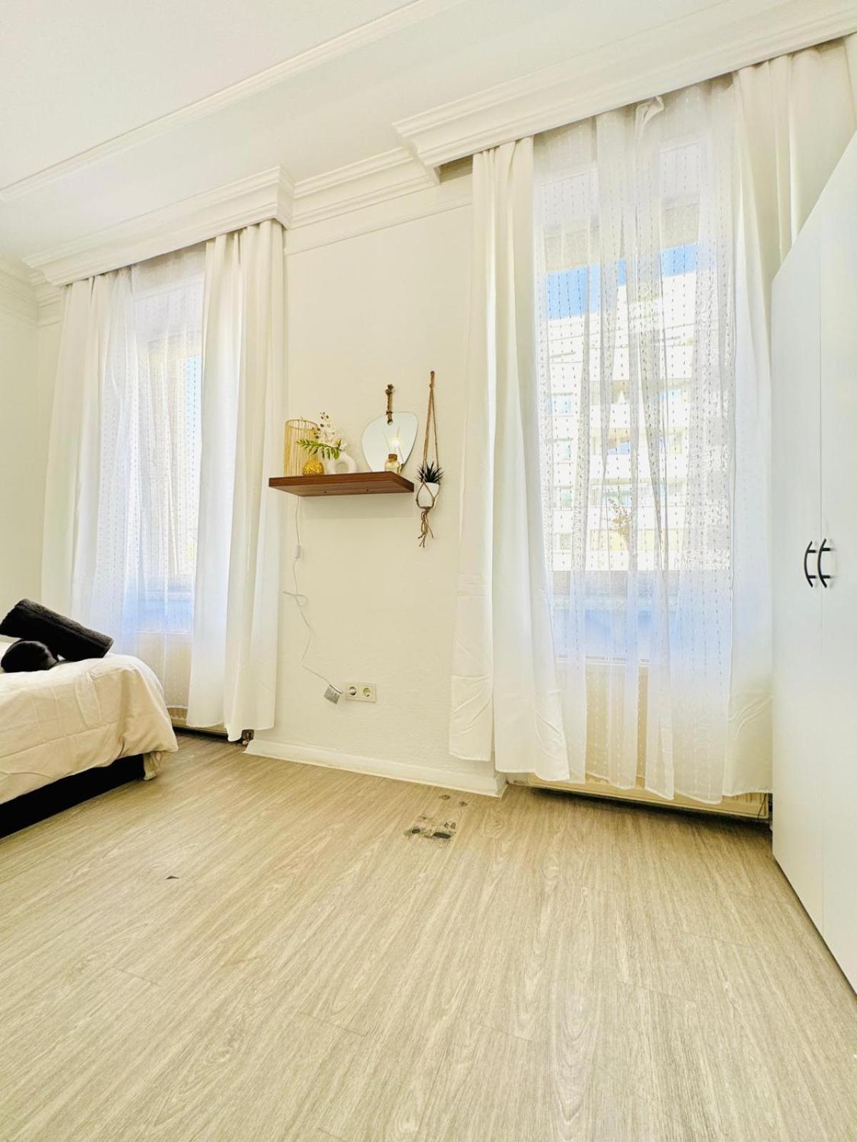 Affordable 4br Shared Apartment, 10 Min To Fac Platz * Vienne
