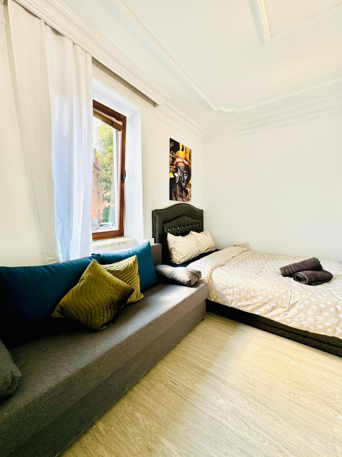 Affordable 4br Shared Apartment, 10 Min To Fac Platz * Vienne