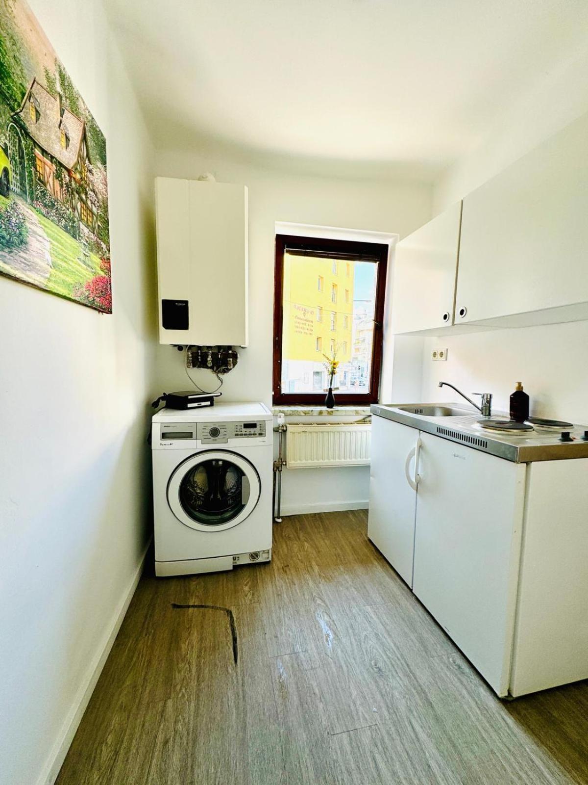 Affordable 4br Shared Apartment, 10 Min To Fac Platz